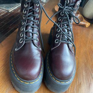 Dr. Martens Oxblood Jadon Max